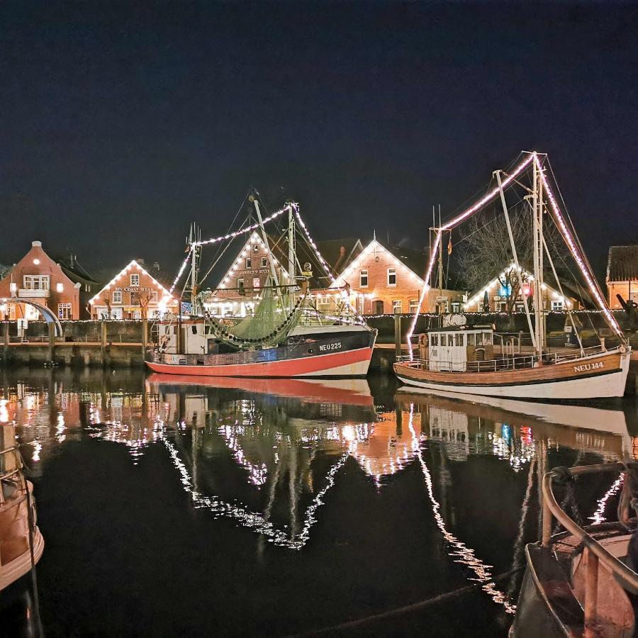 Ferienglueck An Der Nordsee Buche Deine Erdgeschoss-Ferienwohnung Mit Kamin Terrasse Und Eingezaeuntem Garten Fuer Unvergessliche Auszeiten Altfunnixsiel Exterior foto